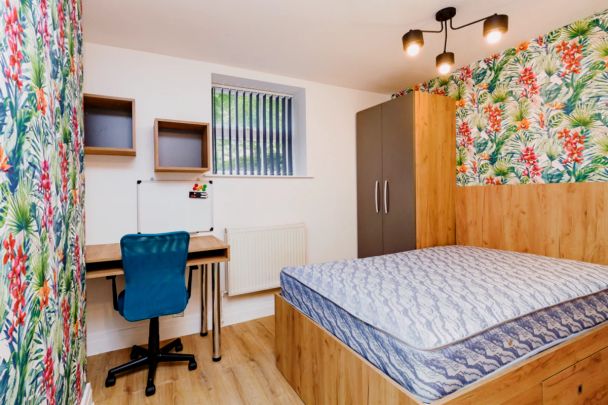 Flat 1-Bedroom B - Photo 1