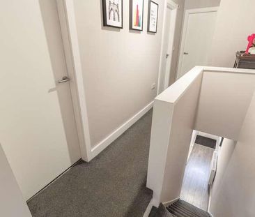 Halsbury Road, L6 - Photo 2