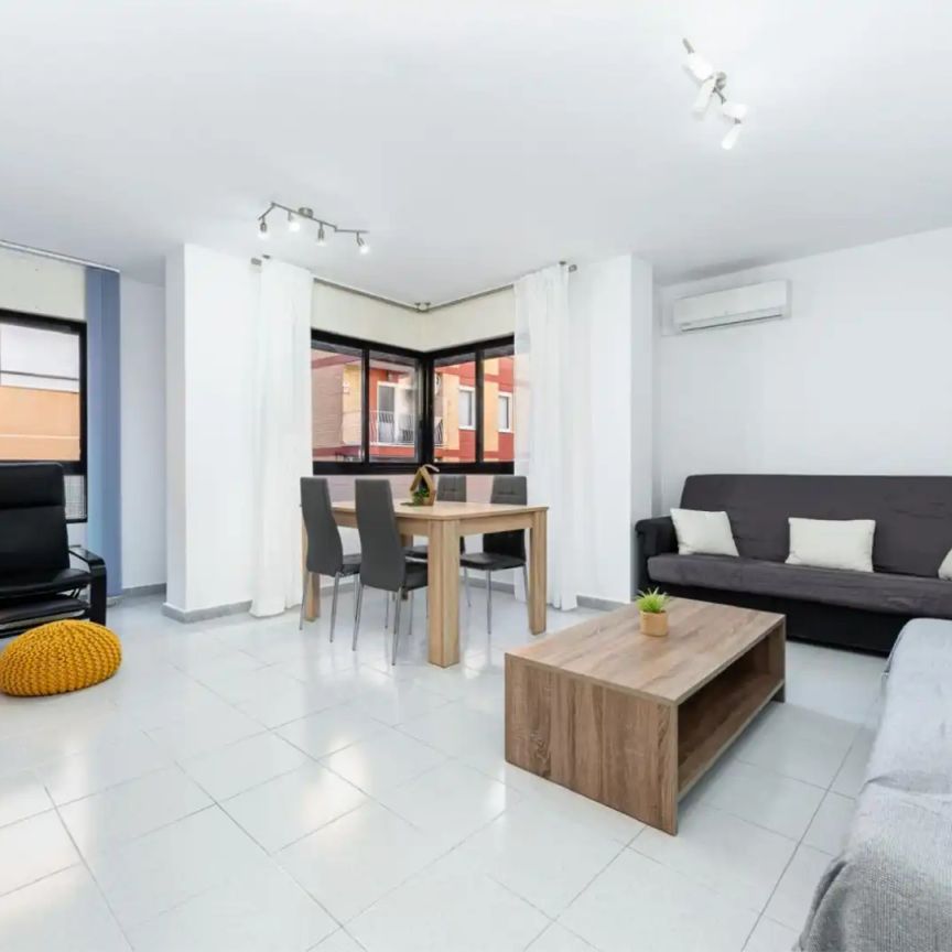 Piso de alquiler en Calle Ramón y Cajal, 3, Centro - Muelle Pesquero - Foto 1