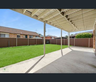 10 Roberts Place, McGraths Hill, NSW 2756 - Photo 3