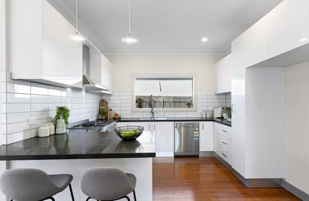 274 Cumberland Road, Pascoe Vale VIC 3044 - Photo 4