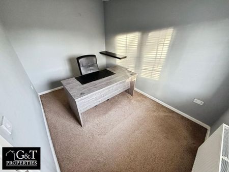 4 bedroom detached house to rent - Photo 3