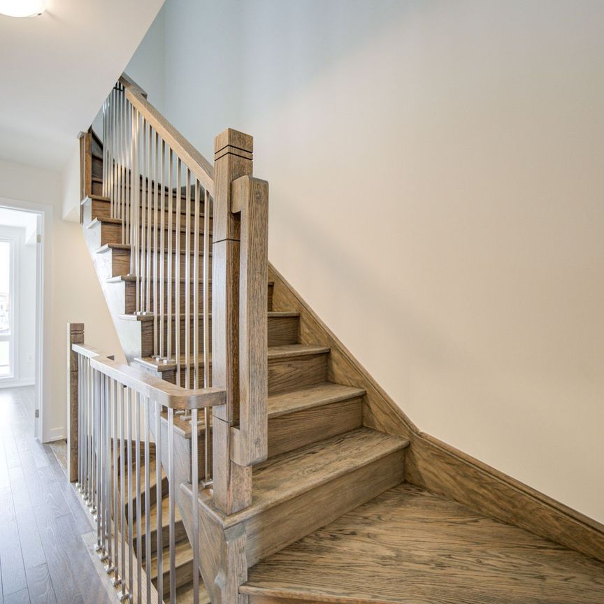 For Lease - 426 New Lawrence Heights Way Boulevard, Toronto, Ontario - Photo 1