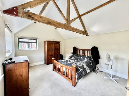 2 bedroom barn conversion to rent - Photo 5