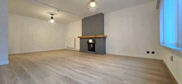 Appartement te huur - Photo 1
