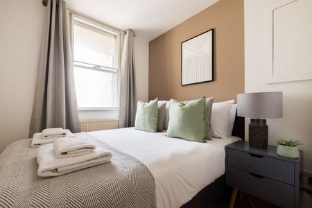 2 Bed Flat, Shire House, EC1Y - Photo 5