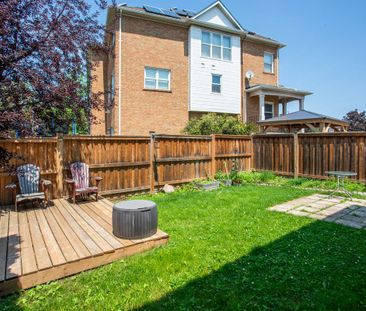 For Lease - 5047 Kempling Lane, Burlington, Ontario - Photo 2