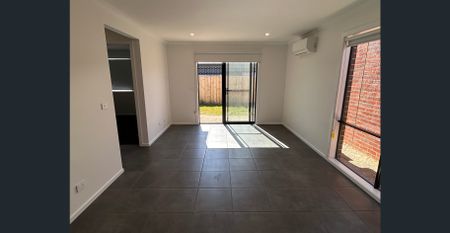 Stylish Four Bedroom Home In Thriving Locale! APPLICATIONS NOW OPEN - Photo 4