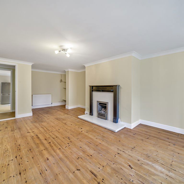 14a, Victoria Road North, Southsea - Photo 1
