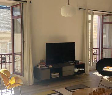 Location Appartement 4 pièces 128m² - Photo 3