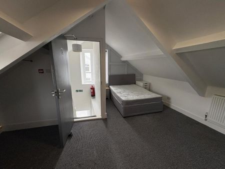 3 bedroom maisonette to rent - Photo 5