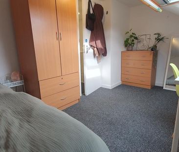 7 bedroom terraced house to rent - Photo 6