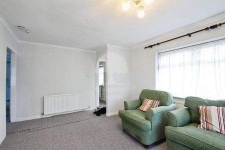 2 bedroom detached bungalow to rent - Photo 5