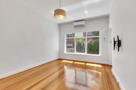 Unit 3/32 Edgar Street, Glen Iris. - Photo 4