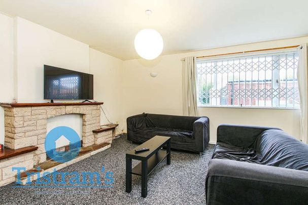 Wollaton Road, Wollaton, NG8 - Photo 1