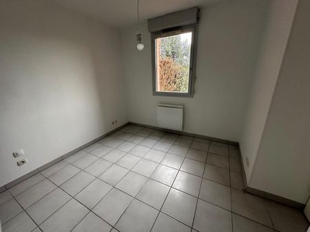 location Appartement T2 DE 40.37m² À TOULOUSE - Photo 3