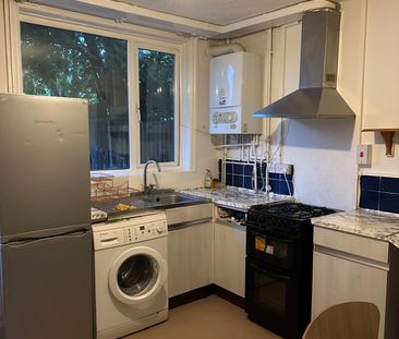 2 bedroom house on Freeburn Causeway, CV4 8FP area - Photo 4