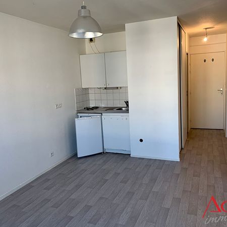 Location Appartement 2 pièces 37m² - Photo 4