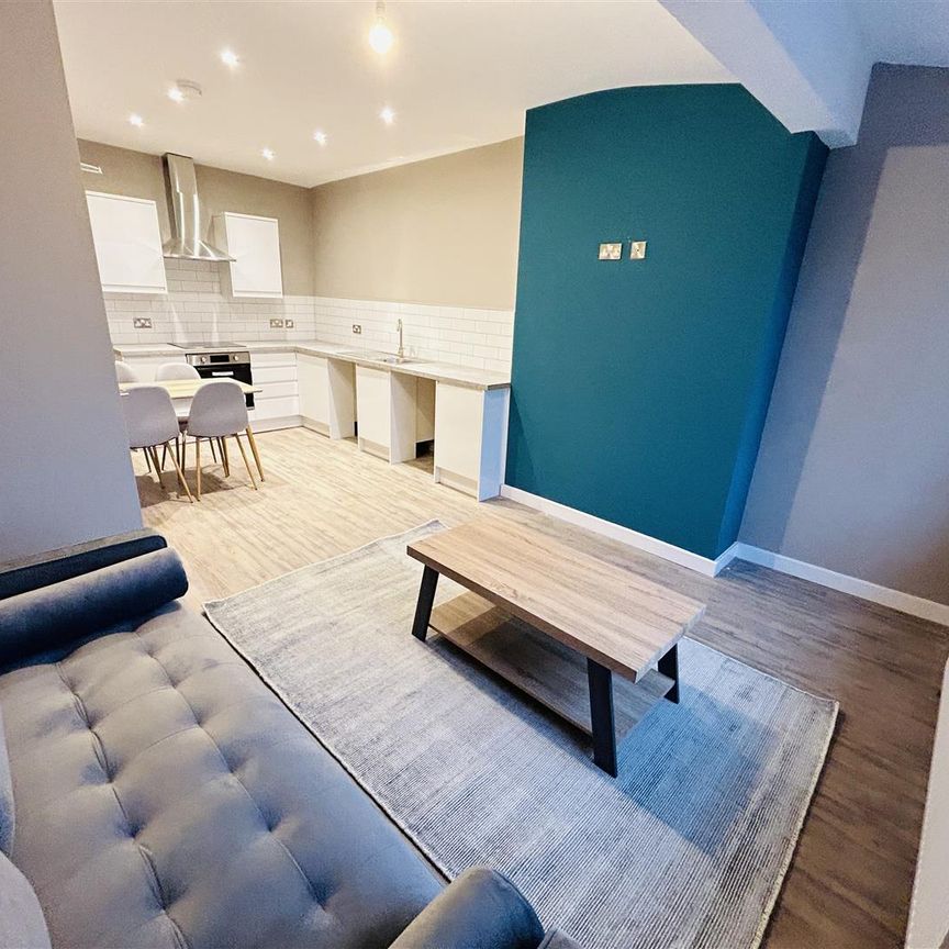 2 bedroom apartment to rent - Photo 1