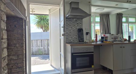 13 Upper Kent Street - Photo 2