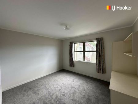 Inner city student flat - Photo 5