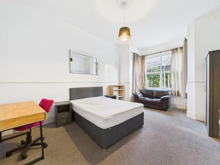 House share to rent - Photo 3