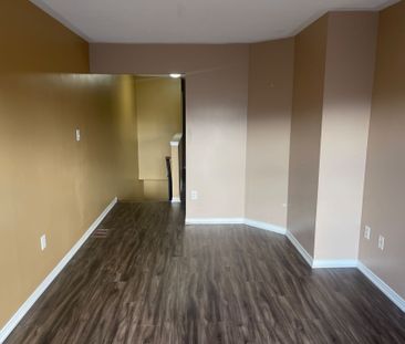 For Lease - 30 Lonestar Crescent, Brampton, Ontario - Photo 2