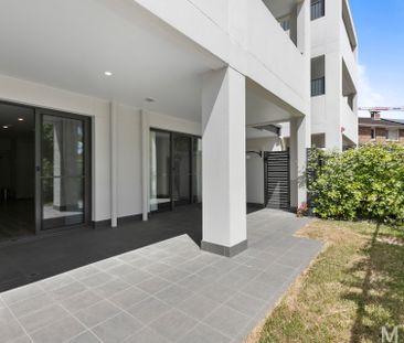 Pet-Friendly Living in a Prime Location - Photo 5
