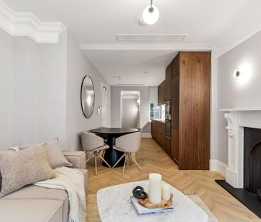 2 bedroom flat to rent - Photo 3