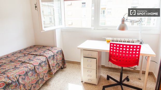 Viale Val Padana, Rome, Lazio 00141 - Photo 1