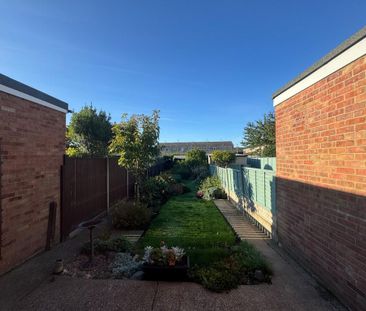 2 bedroom terraced house to rent - Photo 6