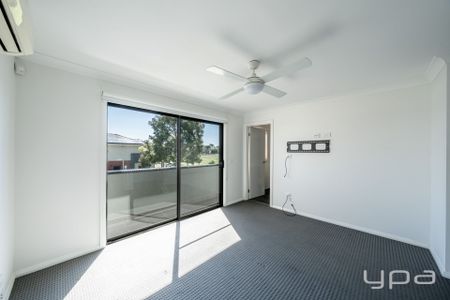 Modern comfort in the heart of Riverwalk! - Photo 2