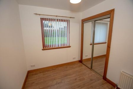 3 bedroom bungalow to rent - Photo 3