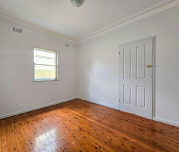 In the Heart of Town - Photo 2