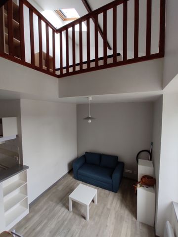 T2 MEUBLÉ PROCHE BORD DE VIENNE - Photo 2