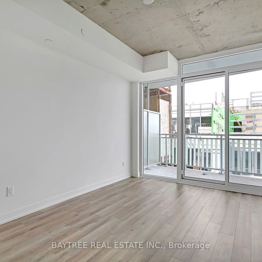 Riverside Square Lofts 15-45 , #606 - Photo 1