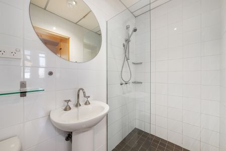 9/201 Darlinghurst Road, Darlinghurst NSW 2010 - Apartment For Rent | Domain - Photo 2