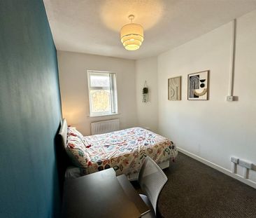 1 bed house share to rent in St. Annes Street, Burnley, BB12 - Photo 5