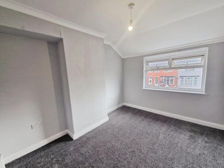 3 bedroom terraced house to rent - Photo 4