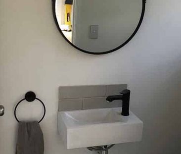 Tranquil 3BR Birkenhead - Photo 4