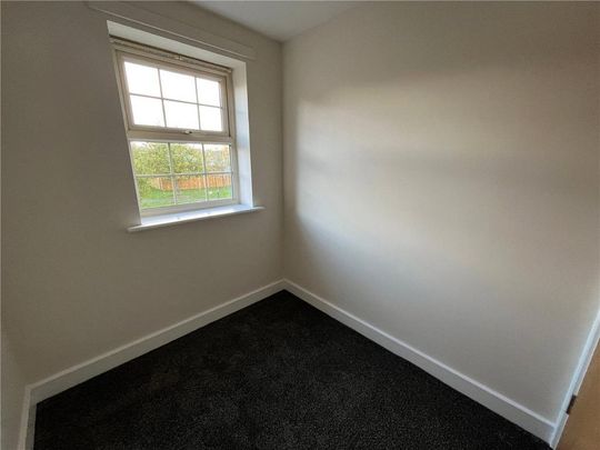 3 bedroom end of terrace house to rent - Photo 1