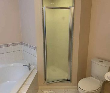 For Lease - 27 Moresby Street, Richmond Hill, Ontario - Photo 4