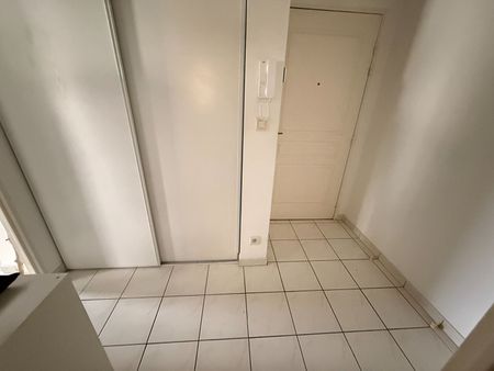 Location Appartement 2 pièces 47m² - Photo 4