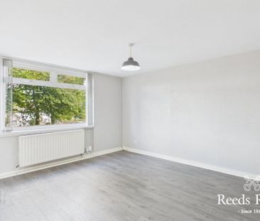 235 Abbey Park, Belfast, BT5 7RU - Photo 2