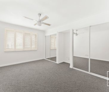 Villa, Villa On The Wall - We Have The Biggest Of Them All - Photo 3