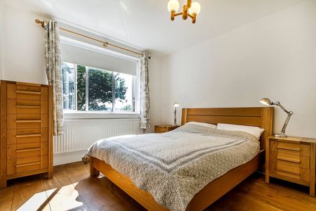 2 Bed Flat, Connaught Gardens, N10 - Photo 5