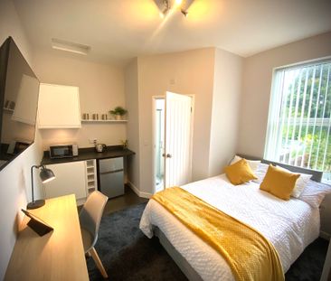 Newly Renovated Studio style en-suite rooms - Photo 4