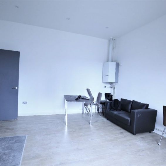 Benwell Road, London - Photo 1