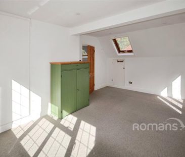 2 bedroom semi-detached house to rent - Photo 5