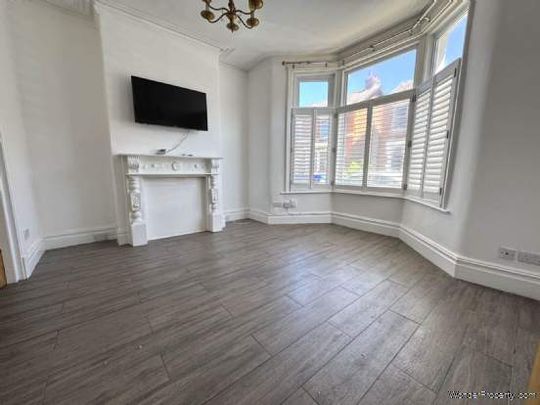 3 bedroom property to rent in Blackpool - Photo 1